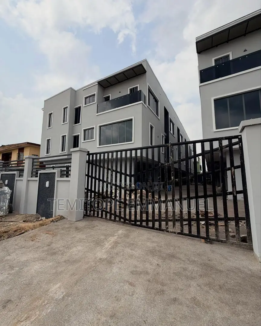 Furnished 4bdrm Duplex in Ogba Ikeja for sale in Ogba