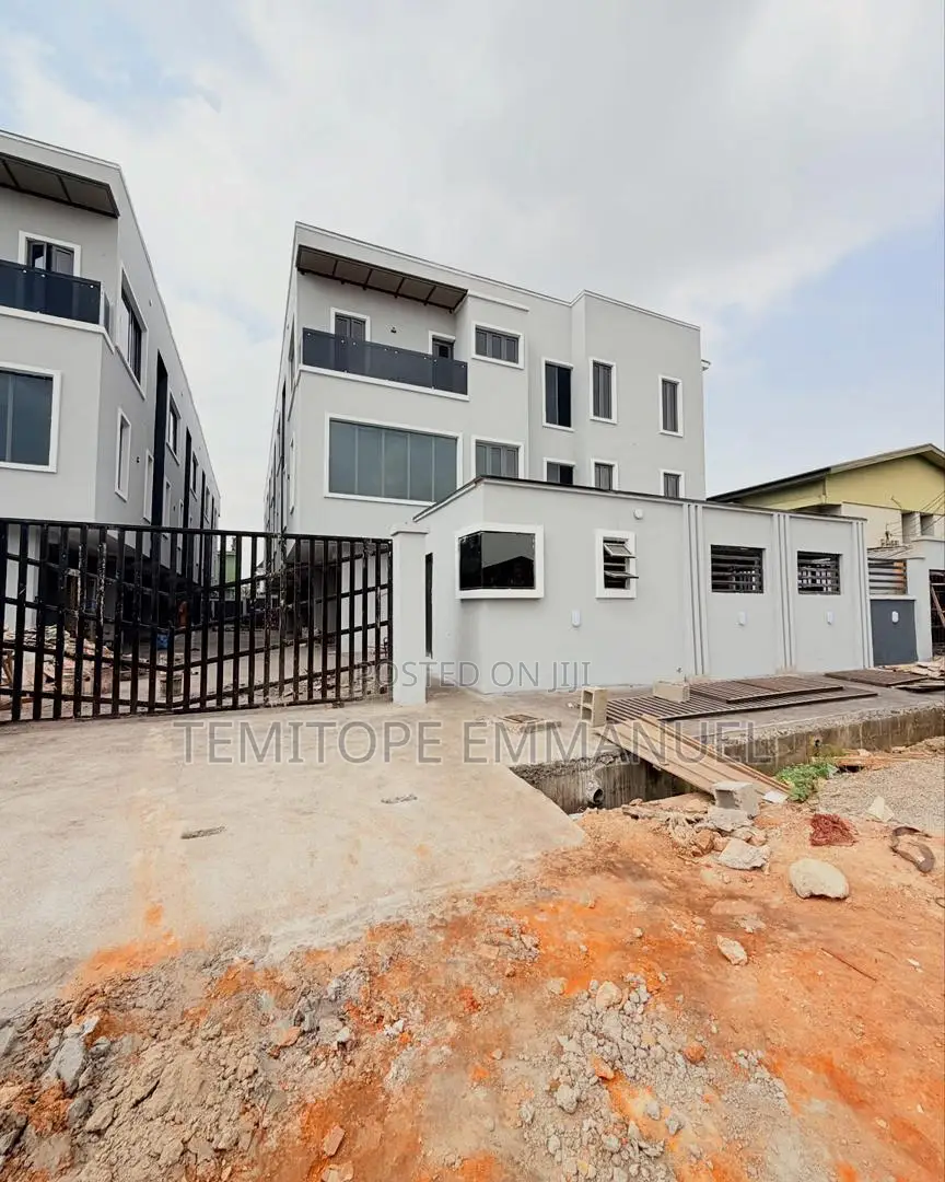 Furnished 4bdrm Duplex in Ogba Ikeja for sale in Ogba