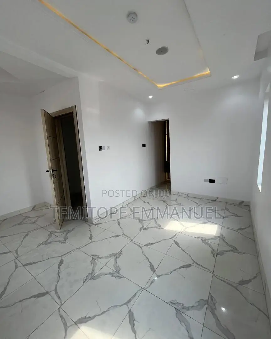Furnished 4bdrm Duplex in Ogudu Phase 1 for sale in Ogudu