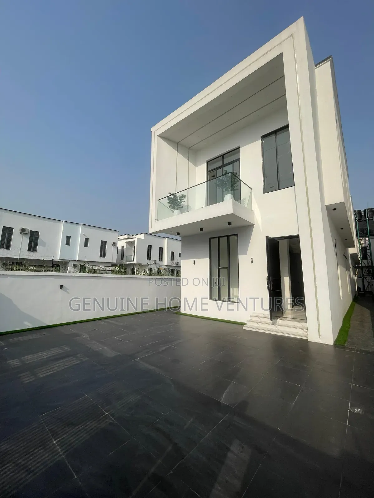 5bdrm Duplex in Vgc, Ikota for sale in Ikota