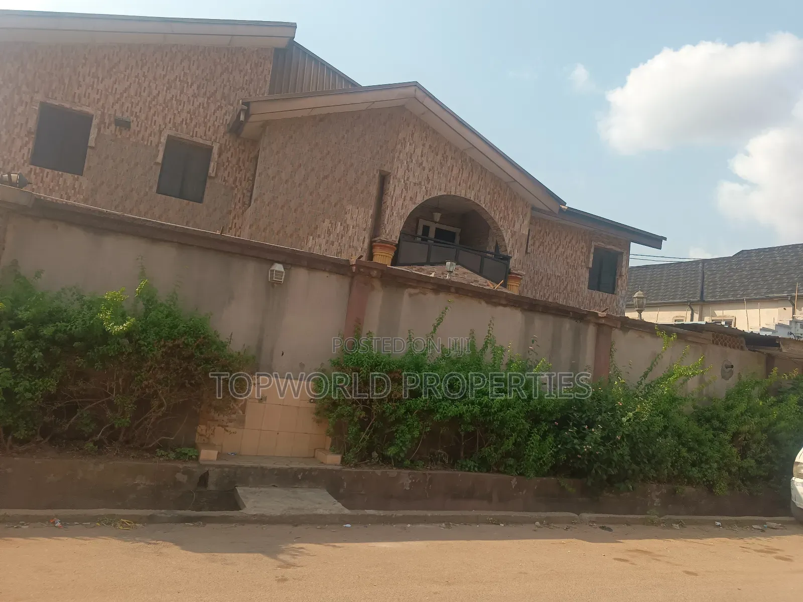 6bdrm Duplex in Fagba Ifako Ijaiye for sale in Fagba