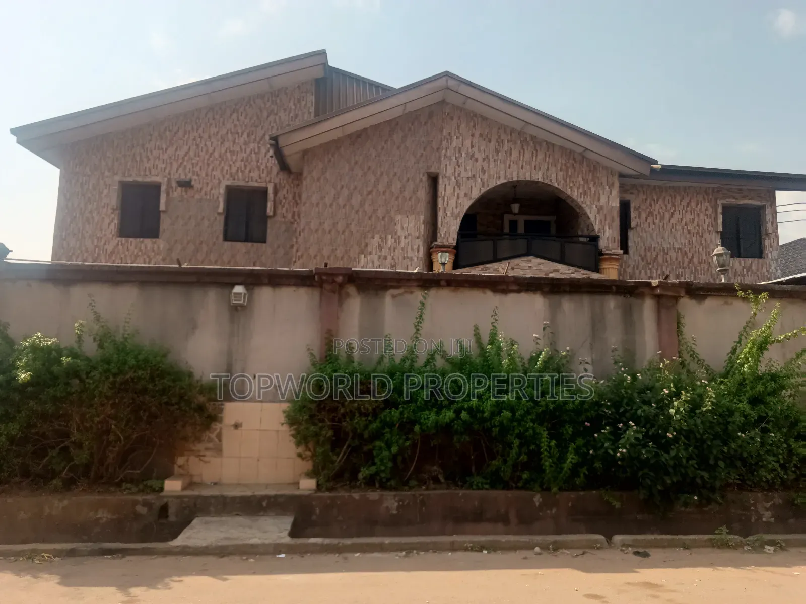 6bdrm Duplex in Fagba Ifako Ijaiye for sale in Fagba