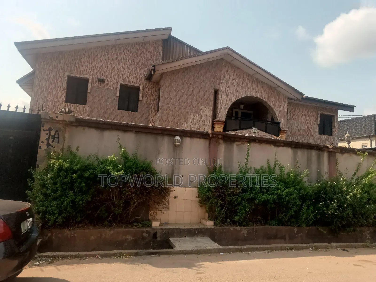 6bdrm Duplex in Fagba Ifako Ijaiye for sale in Fagba
