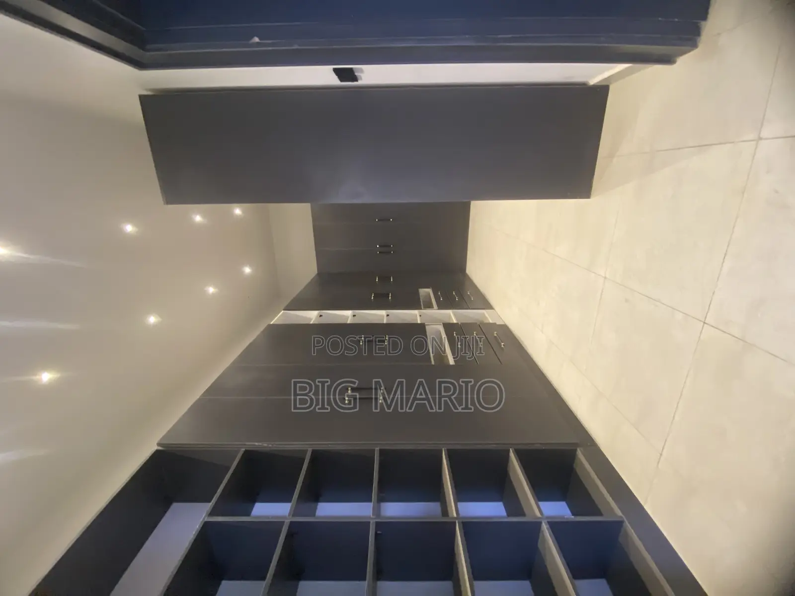 5bdrm Duplex in Guzape Main for sale in Guzape District