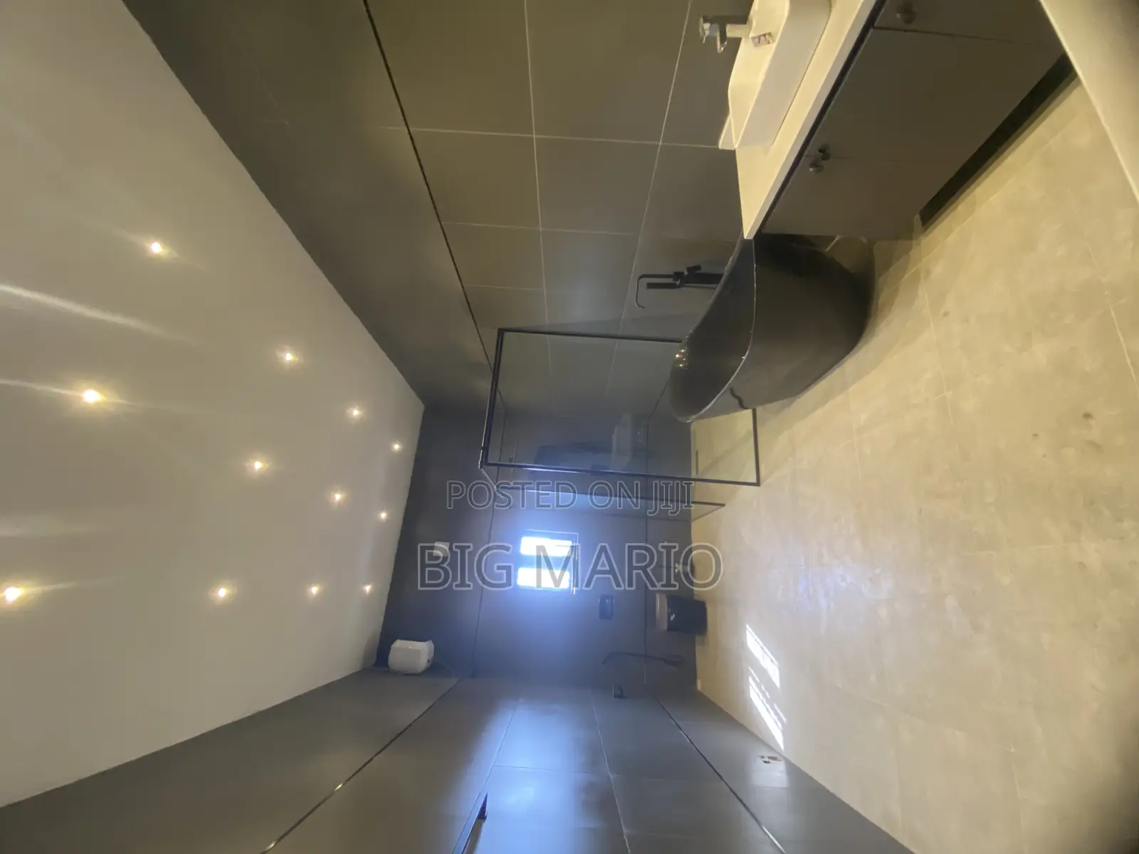 5bdrm Duplex in Guzape Main for sale in Guzape District