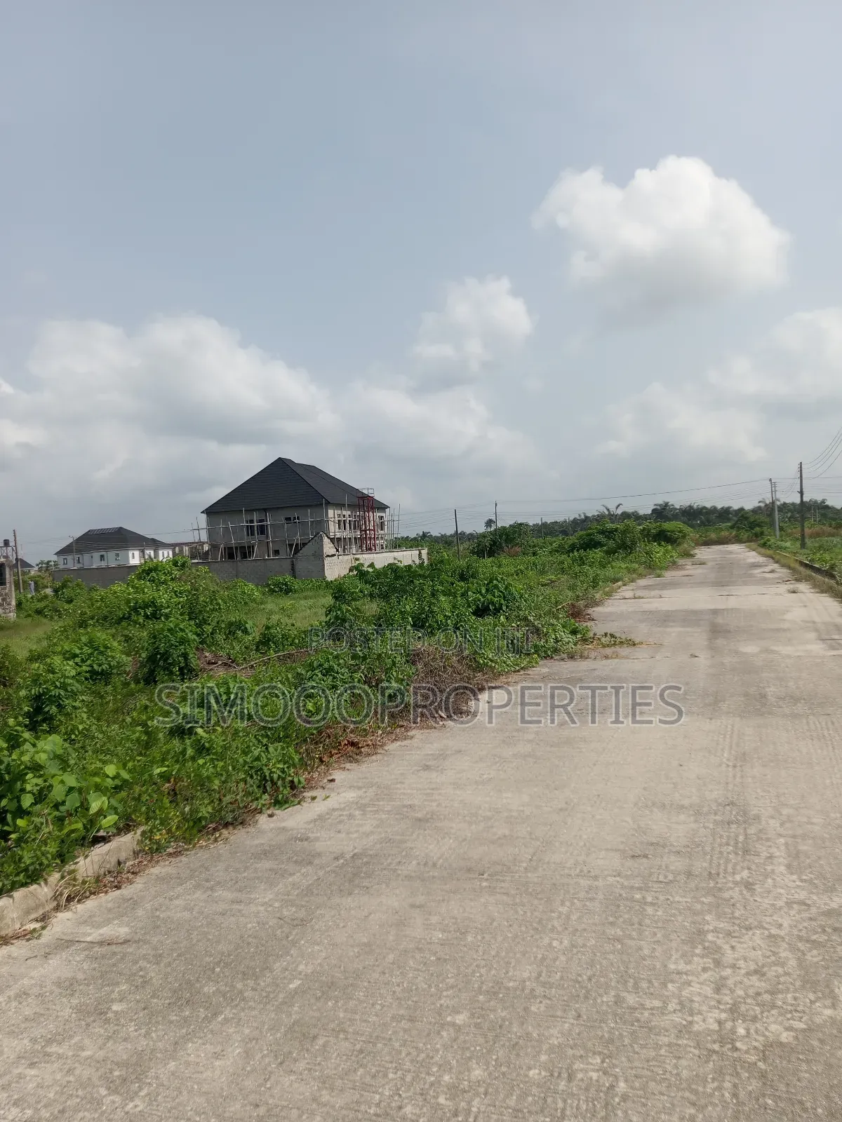 900sqm of Land for Sale Inside Beachwood Estate Malete in Bogije