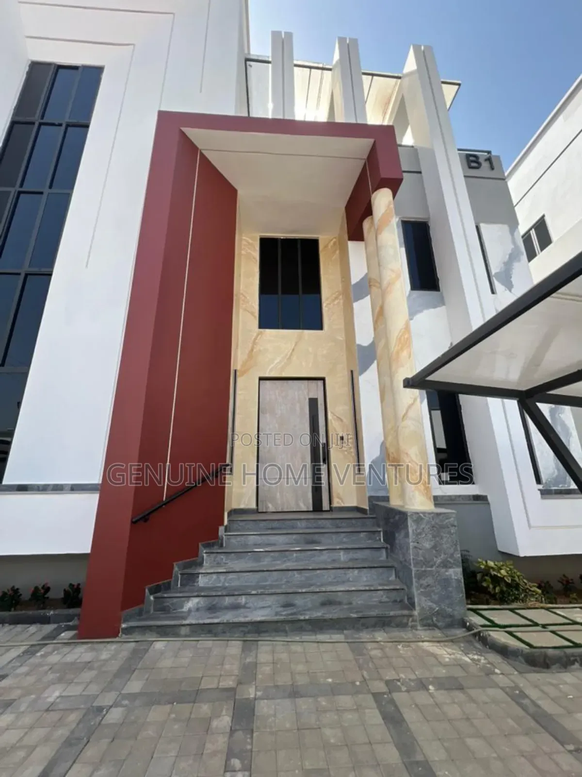 5bdrm Duplex in Guzape District for sale in Guzape District