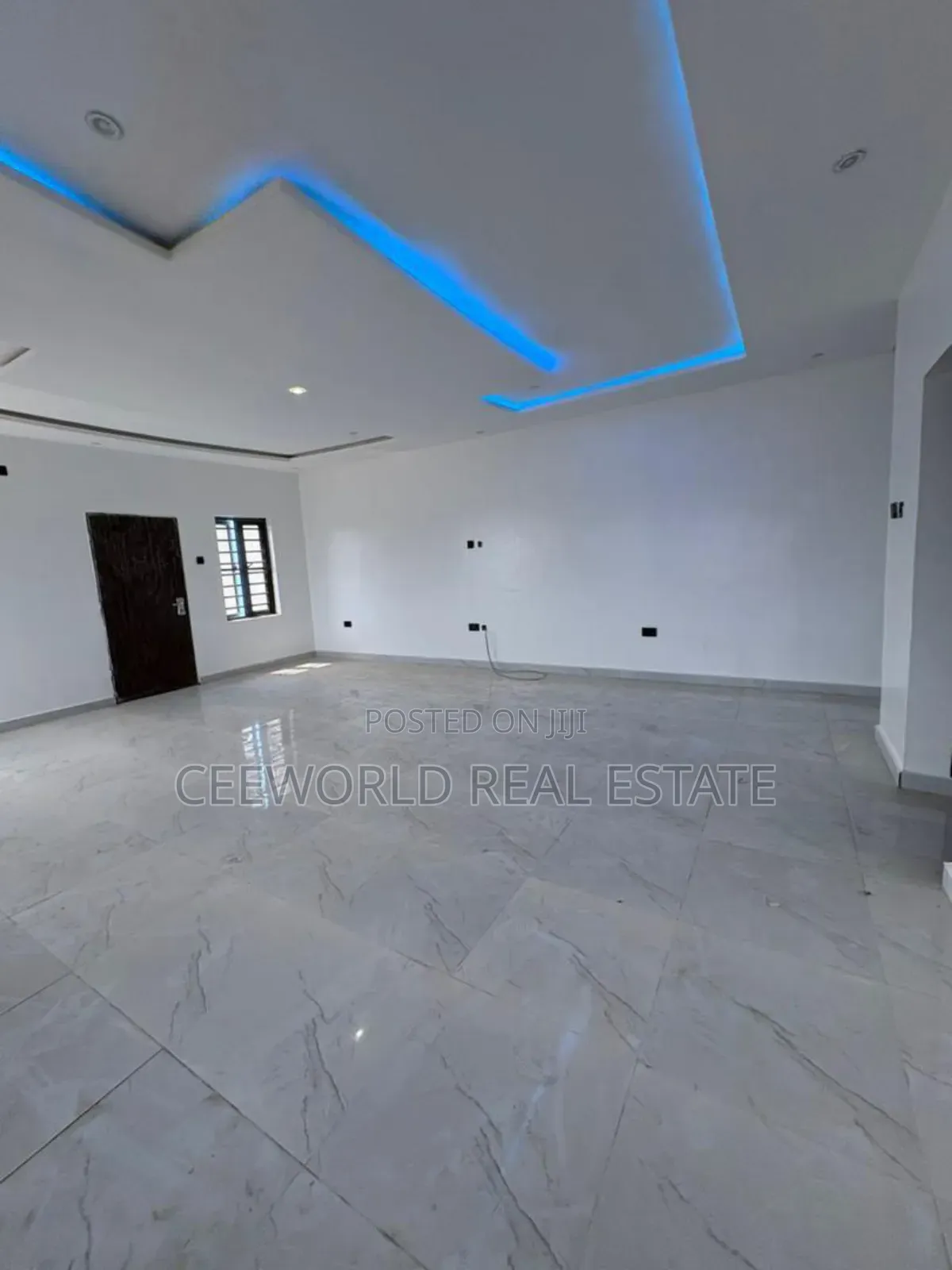 Furnished 5bdrm Duplex in Oluyole Estate for sale in Oluyole Estate