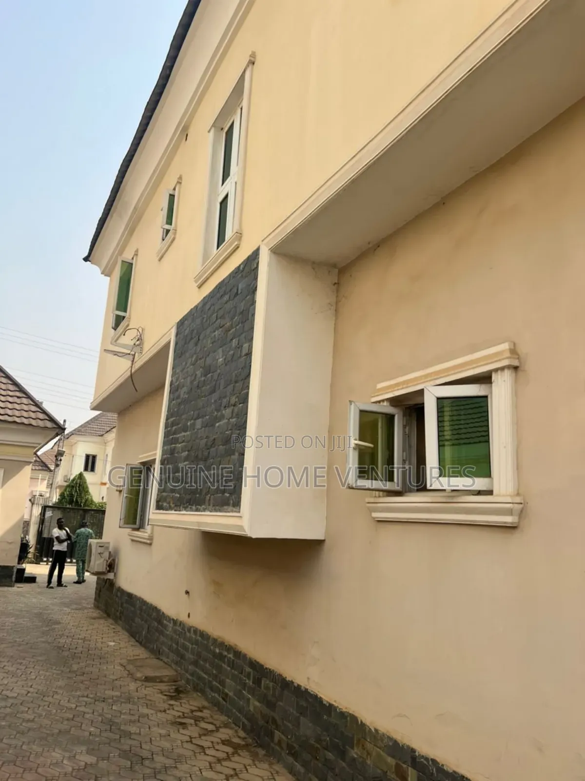 4bdrm Duplex in Efab, Gwarinpa for sale in Gwarinpa