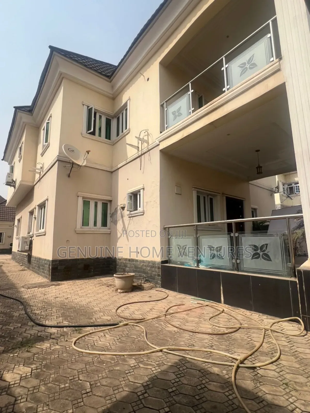 4bdrm Duplex in Efab, Gwarinpa for sale in Gwarinpa