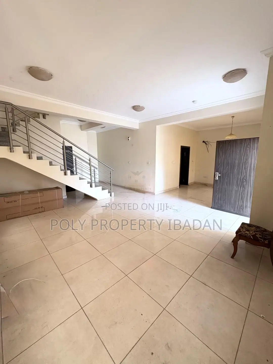 5bdrm Duplex in Olive Court, Ibadan for sale in Ibadan