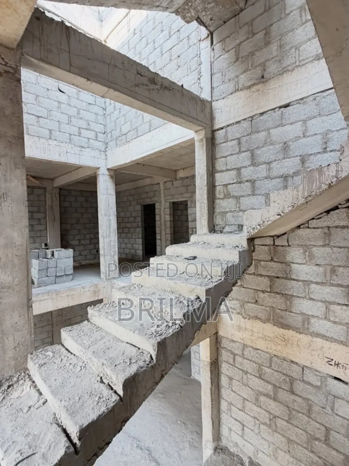 2bdrm Block of Flats in Wuse 2 for sale in Wuse 2