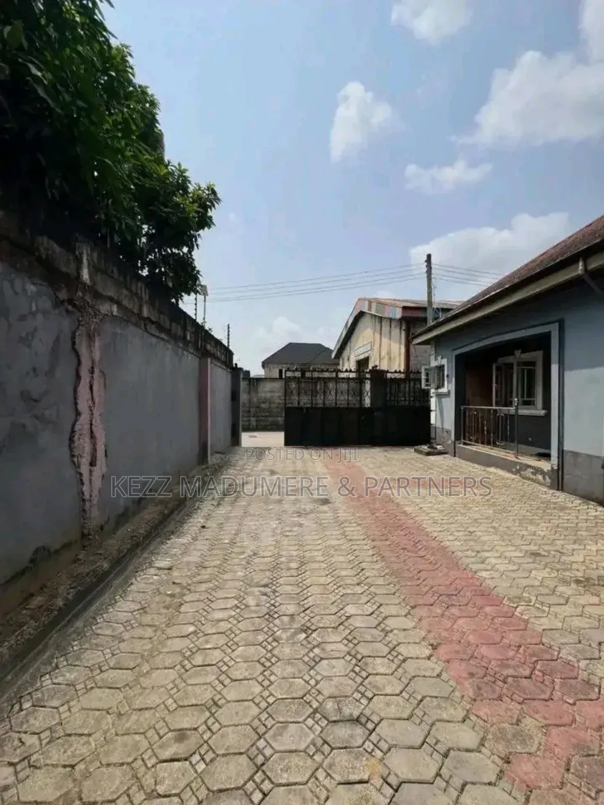 6bdrm Bungalow in Rumuaghulu / Sars, Rumuahalu for sale in Rumuahalu