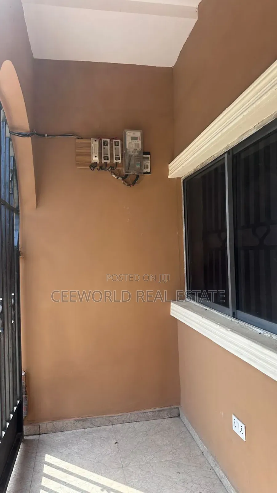 3bdrm Apartment in Adeoje Estate, Akala Express for rent in Akala Express
