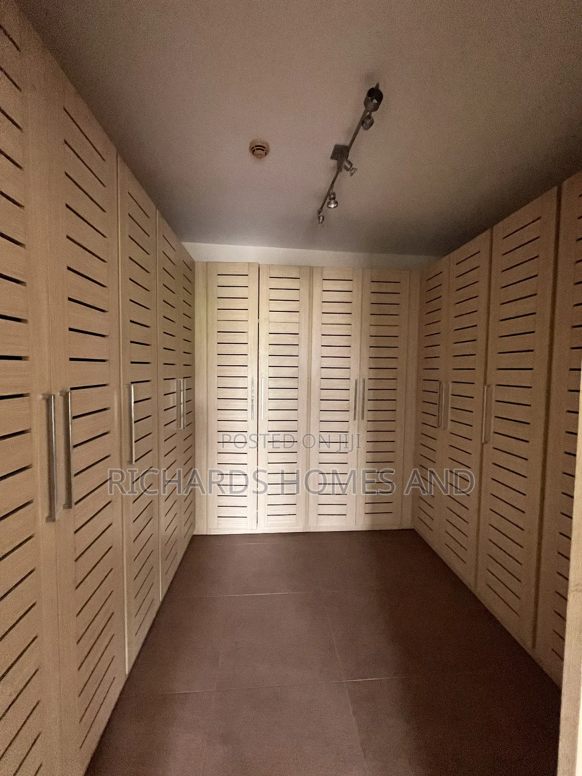 3bdrm Apartment in Ikoyi for rent in Ikoyi