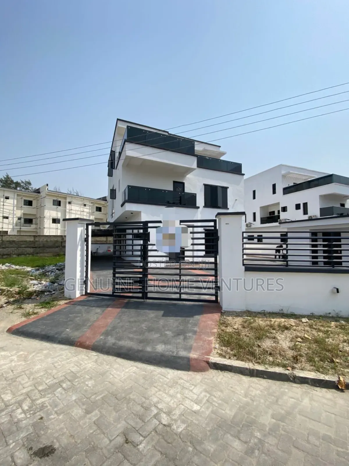 4bdrm Duplex in Osapa London for sale in Osapa london
