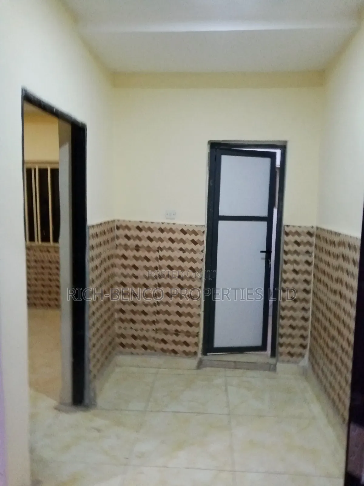 1bdrm Apartment in Tipper Garage, Dutse-Alhaji for rent in Dutse-Alhaji