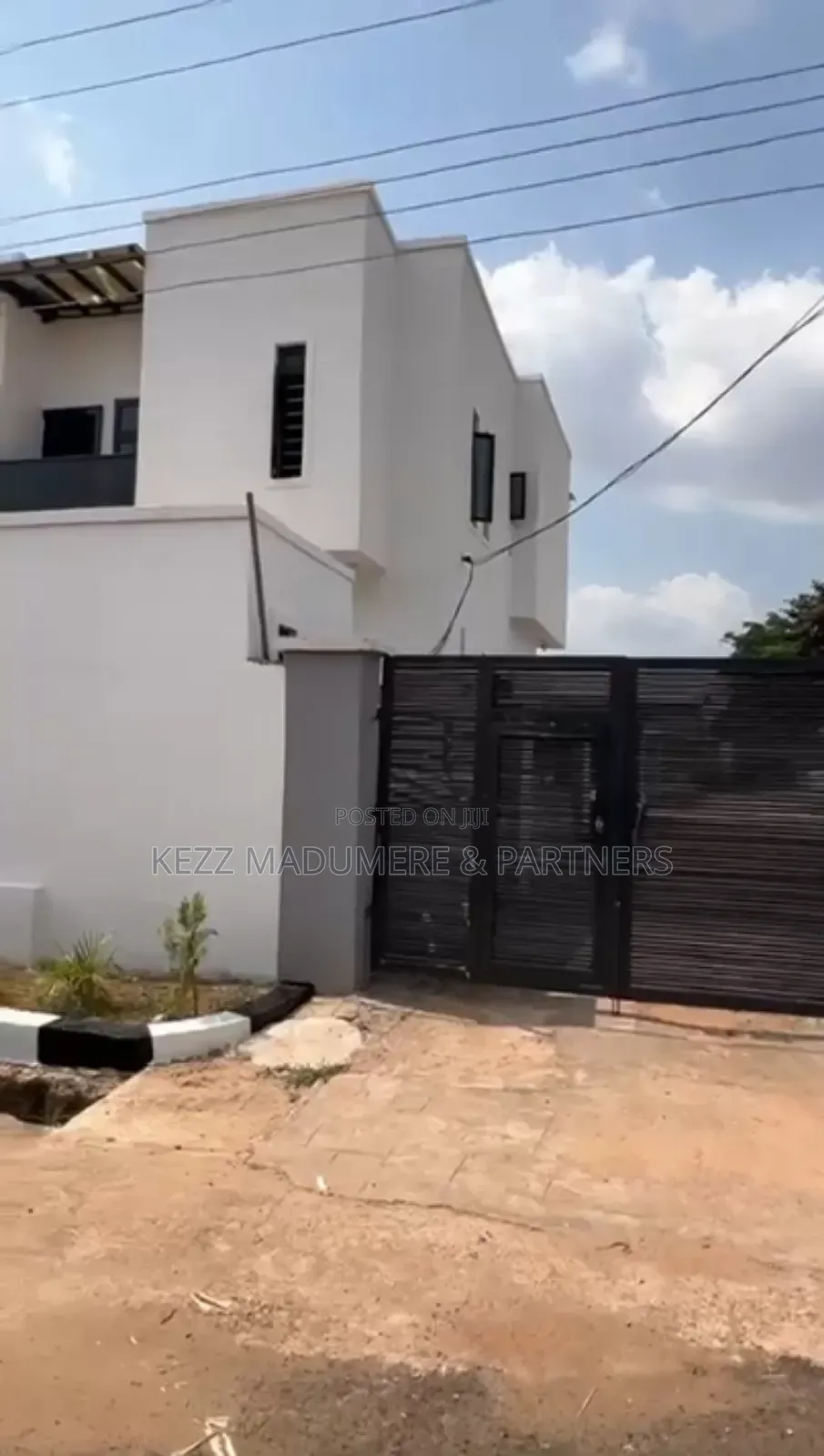 4bdrm Duplex in Independence Layout for sale in Enugu