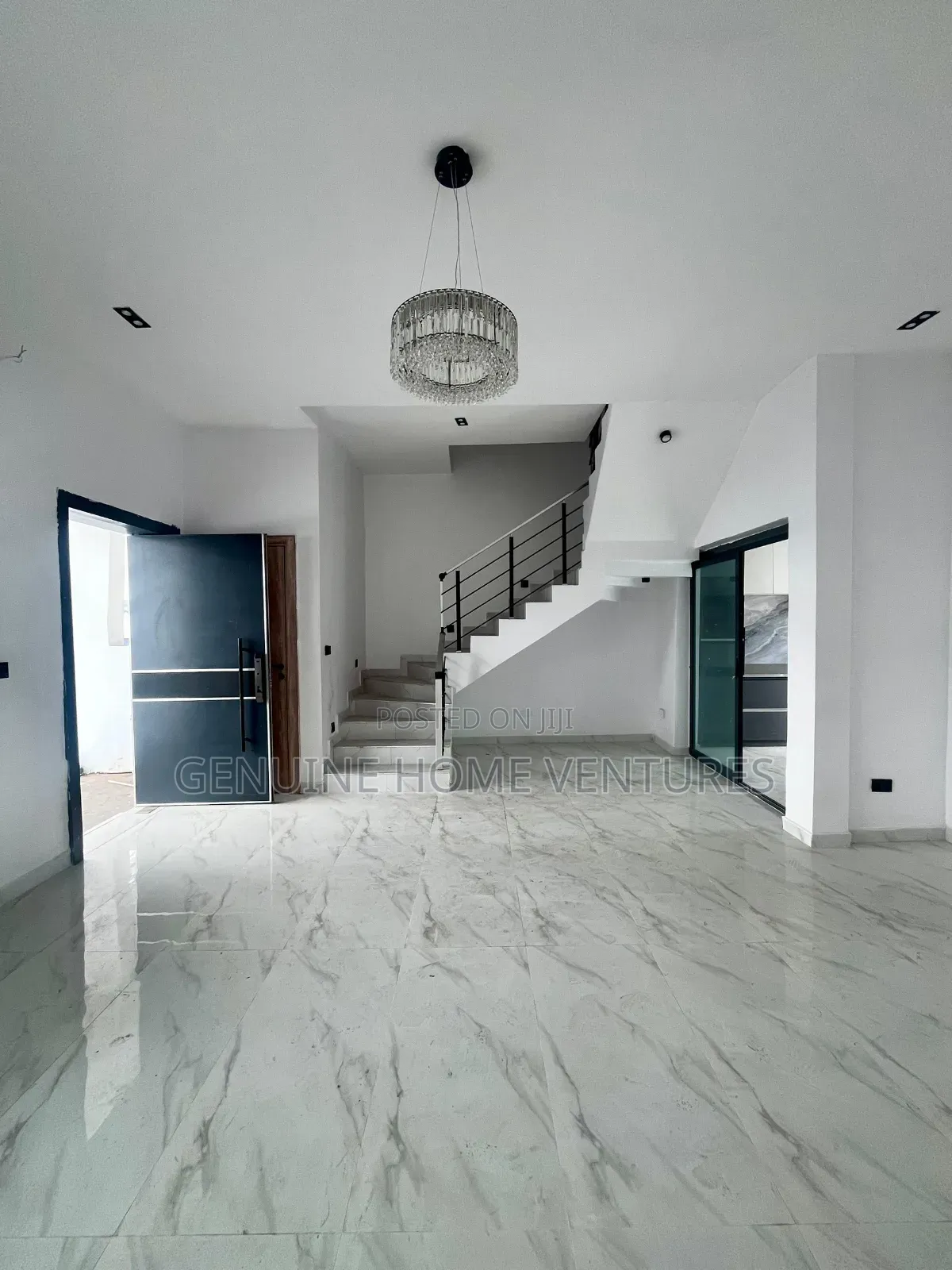 4bdrm Duplex in Ikota for sale in Ikota