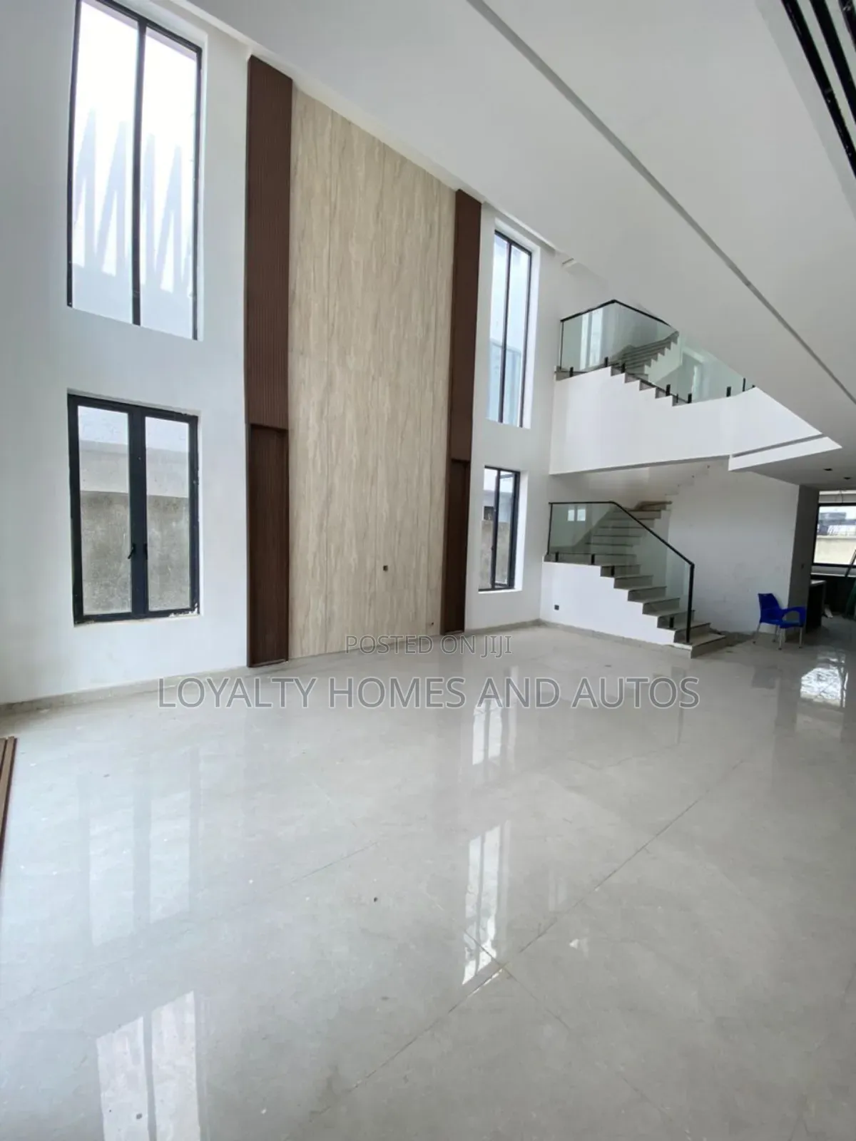 6bdrm Duplex in Lekki Phase 1 for sale in Lekki Phase 1