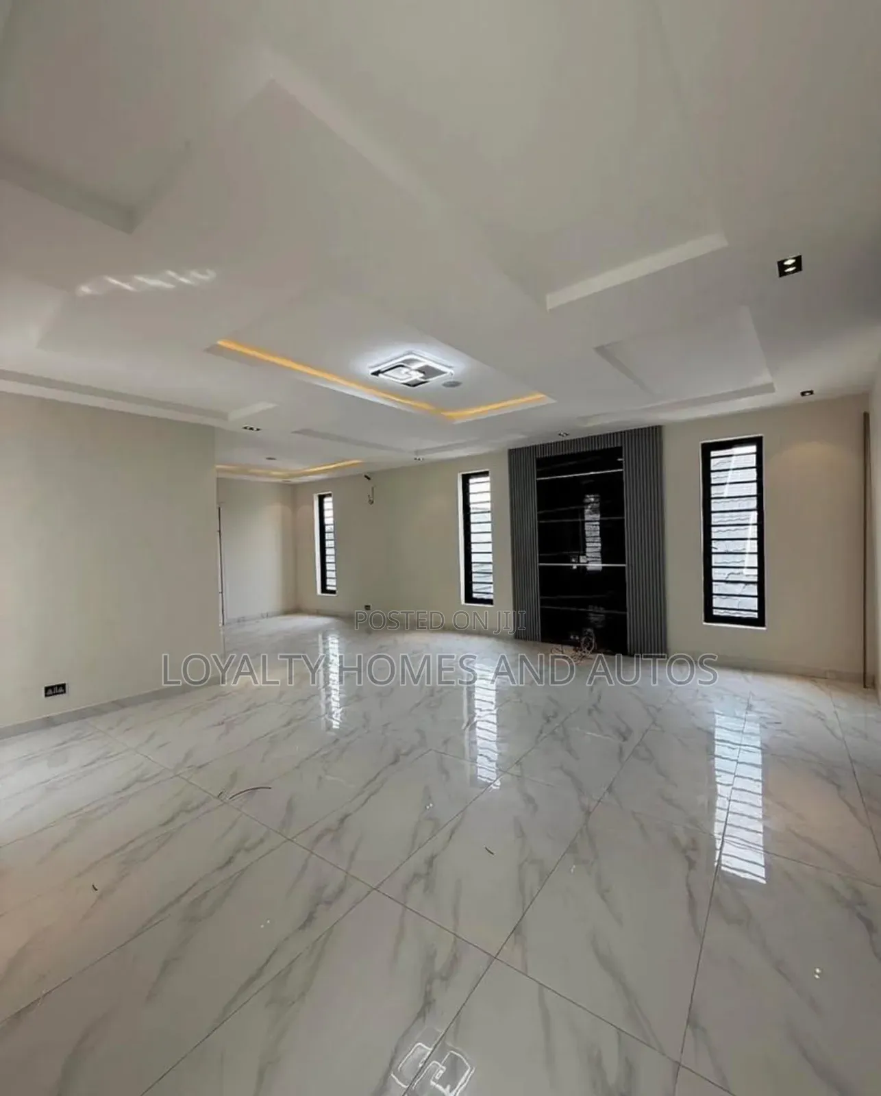 5bdrm Duplex in Ologolo for sale in Ologolo