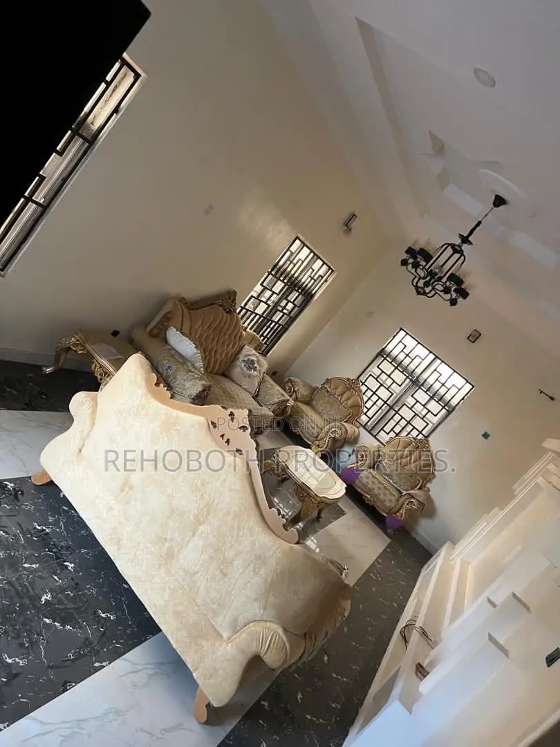 4bdrm Duplex in Royal Quarters, Oluyole for rent in Oluyole