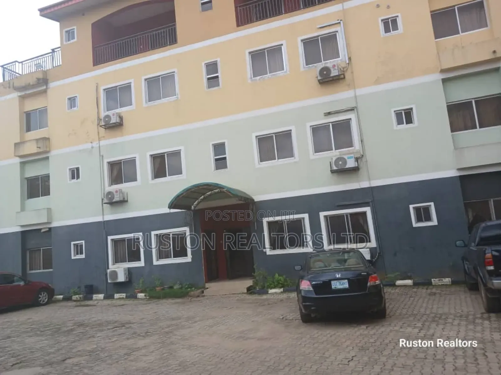Furnished 3bdrm Apartment in Dugbe (Onireke) for rent in Dugbe (Onireke)