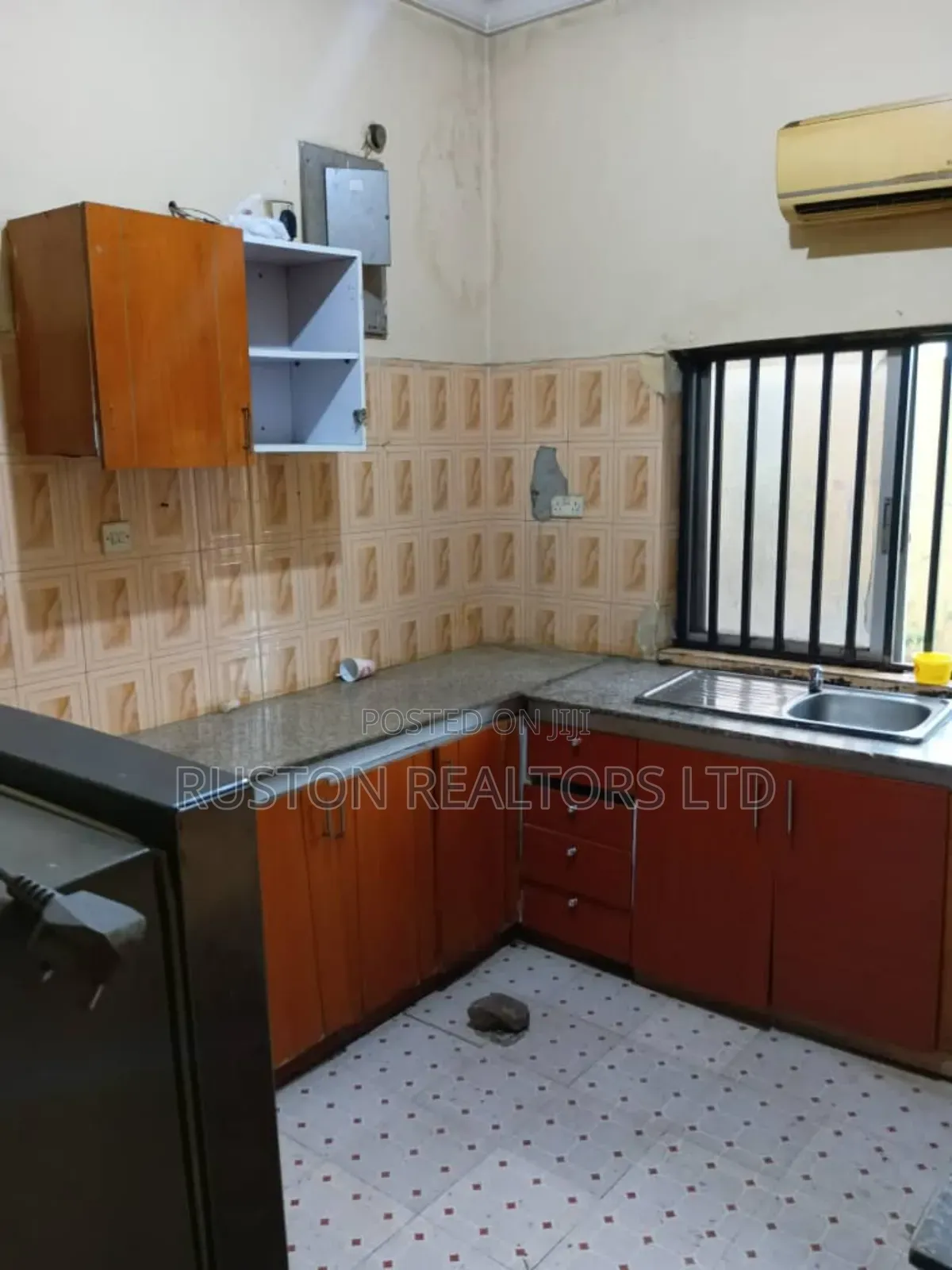 Furnished 3bdrm Apartment in Dugbe (Onireke) for rent in Dugbe (Onireke)