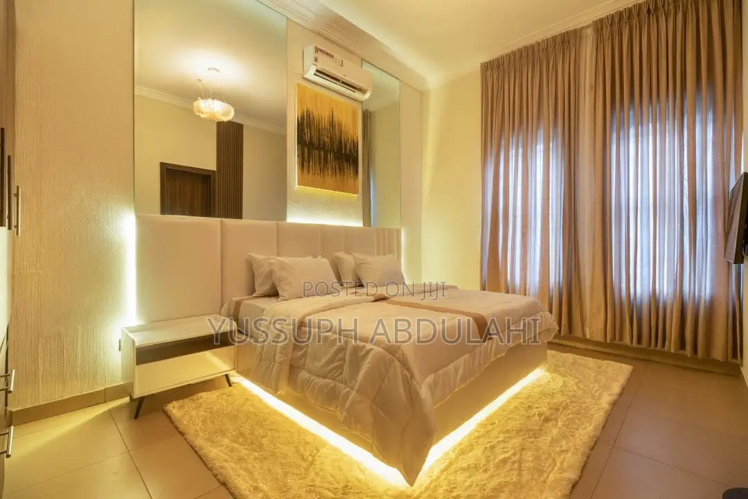 1 Bedroom Lekki Phase1 in Lekki Phase 1