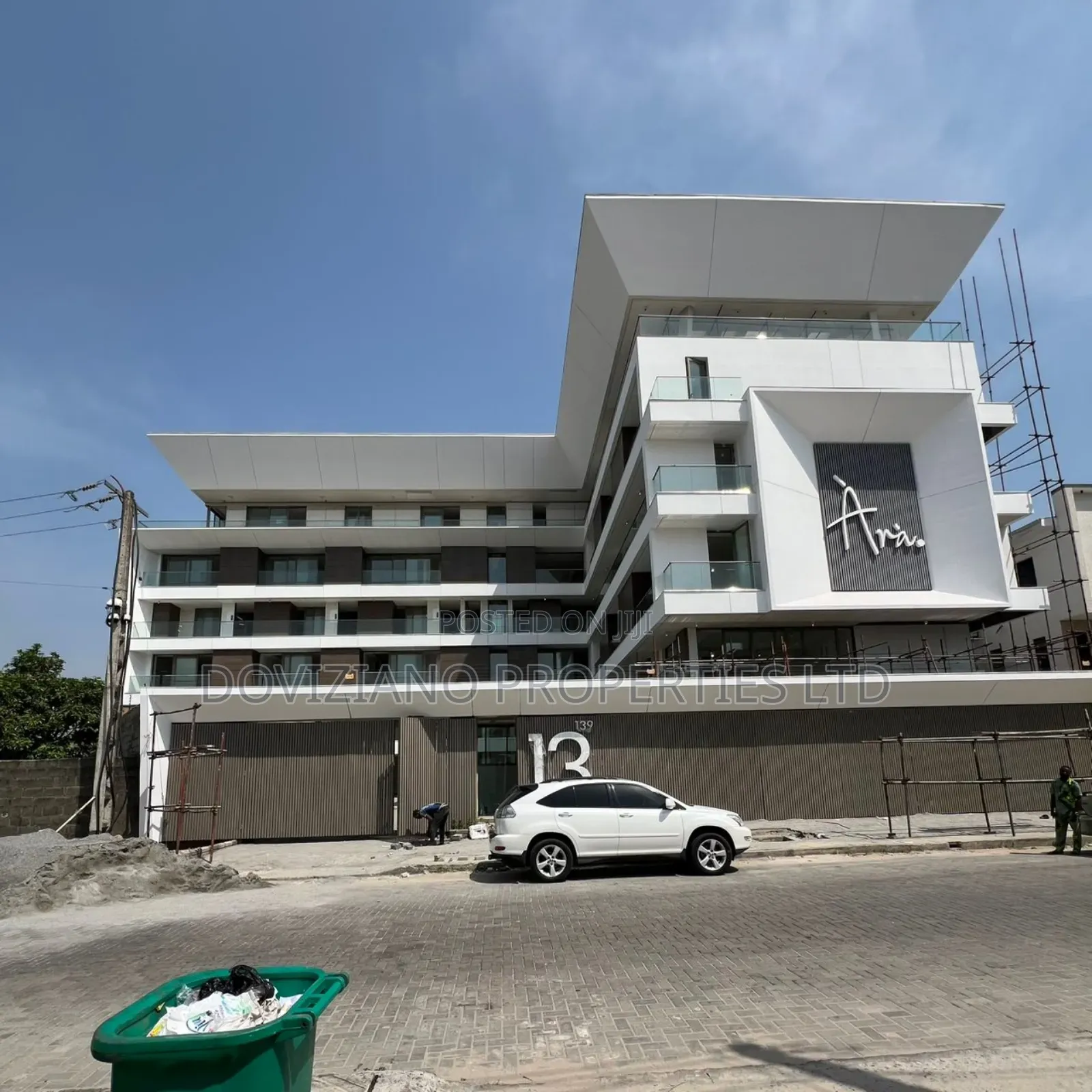 4bdrm Apartment in Ikate for sale in Ikate