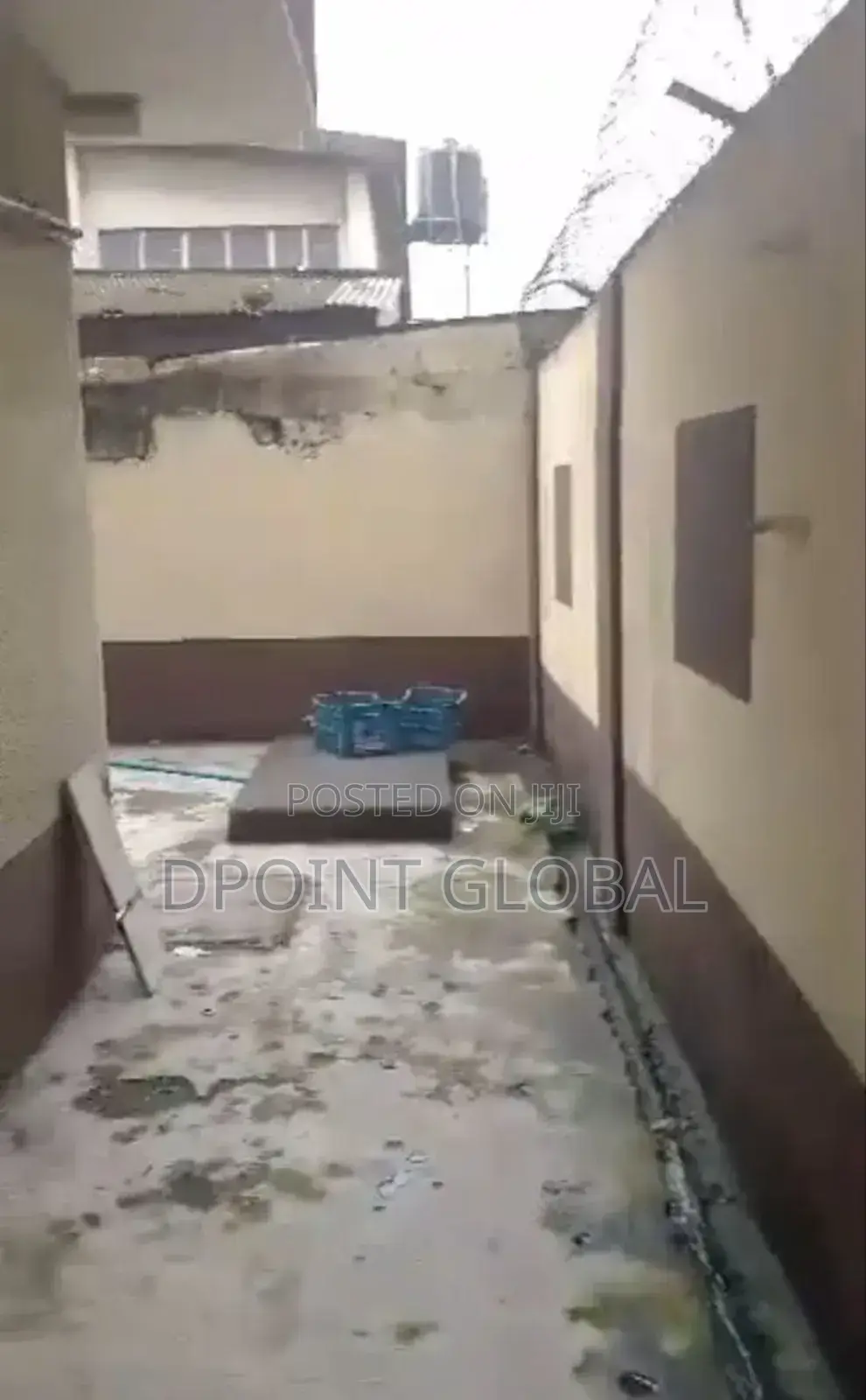 8bdrm Duplex in Not Estate, Ikeja for sale in Ikeja