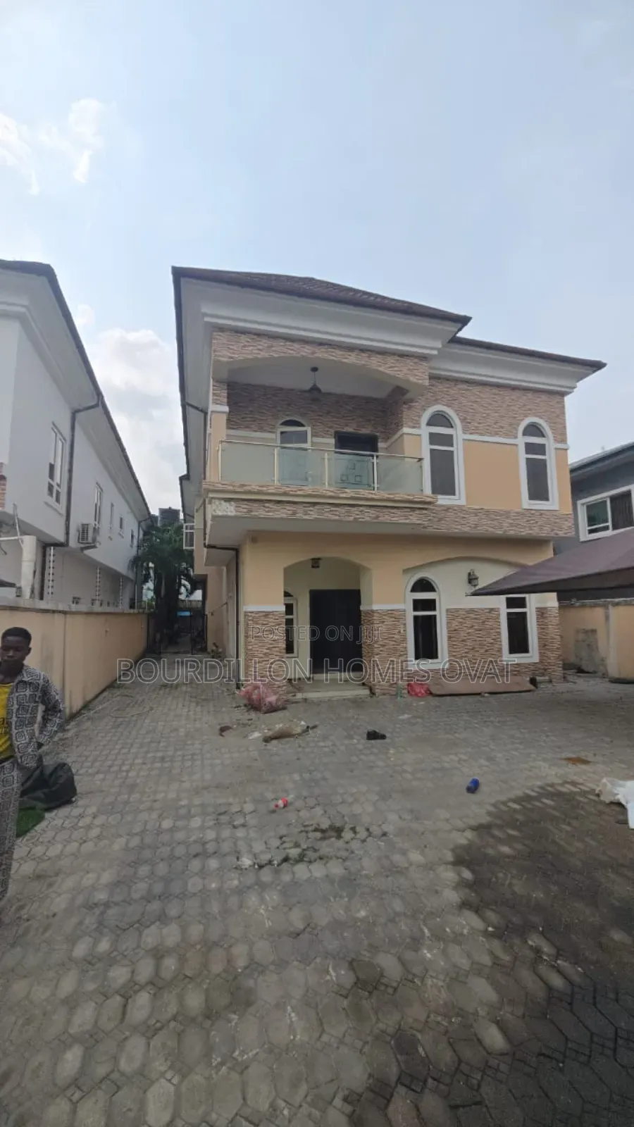 4bdrm Duplex in Lekki Phase 1 Lagos for rent in Lekki Phase 1