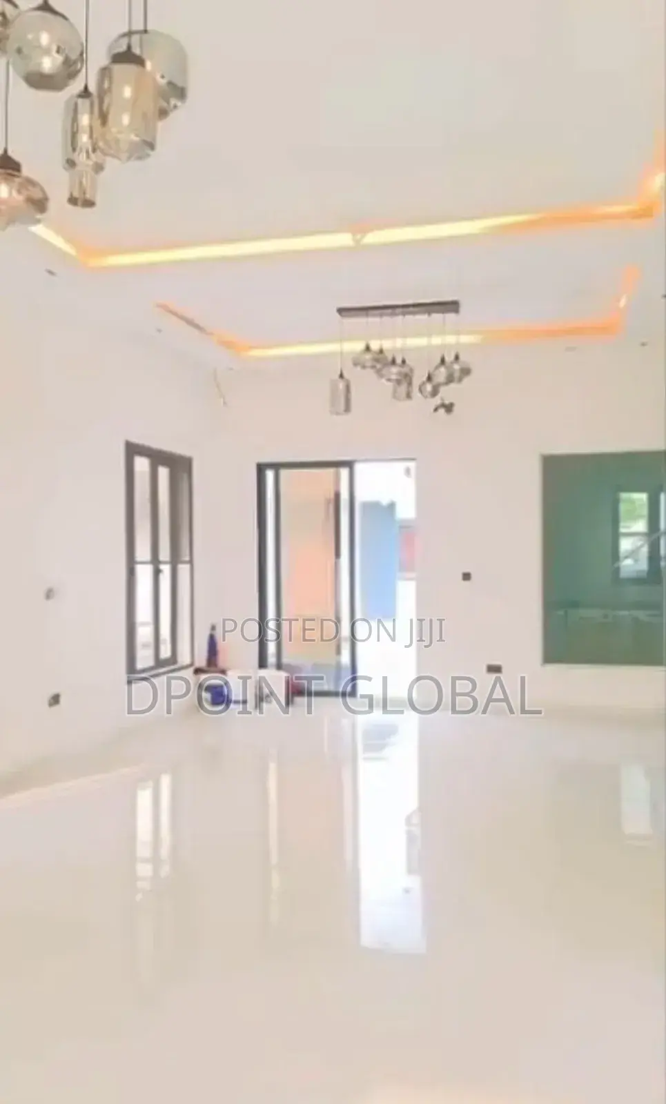 5bdrm Duplex in Pinnock Beach Estate, Osapa london for sale in Osapa london