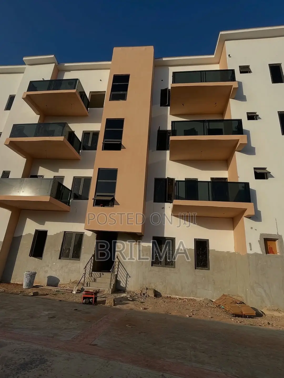 3bdrm Block of Flats in Jahi for sale in Jahi