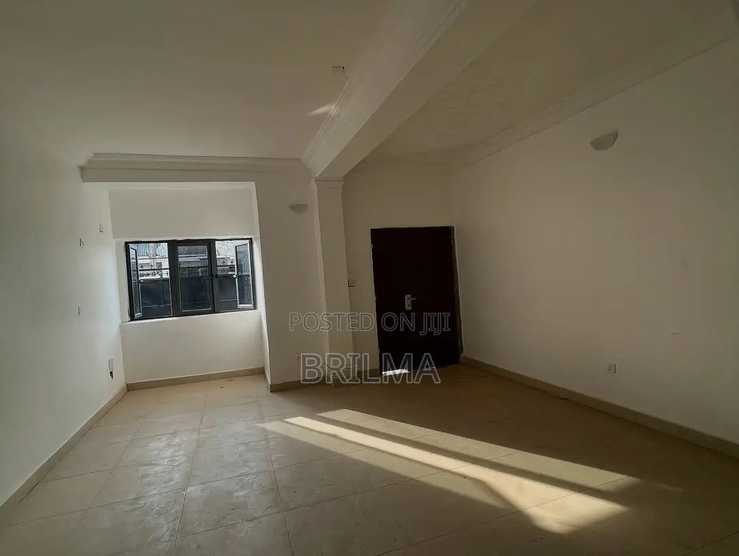 4bdrm Duplex in Kado for sale in Kado
