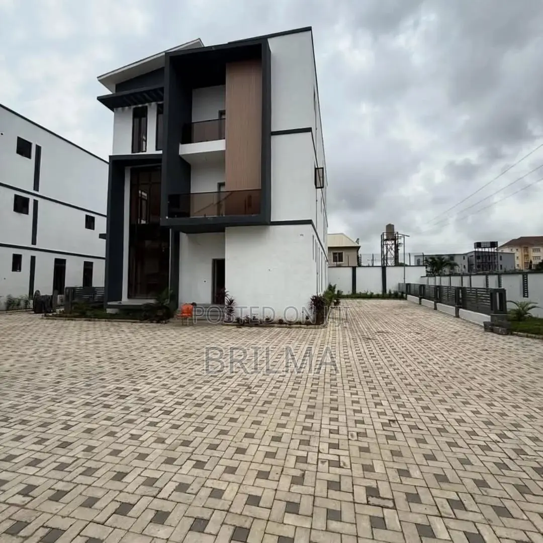 6bdrm Duplex in Mabushi for sale in Mabushi