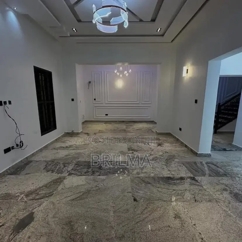 4bdrm Duplex in Life Camp for sale in Life Camp