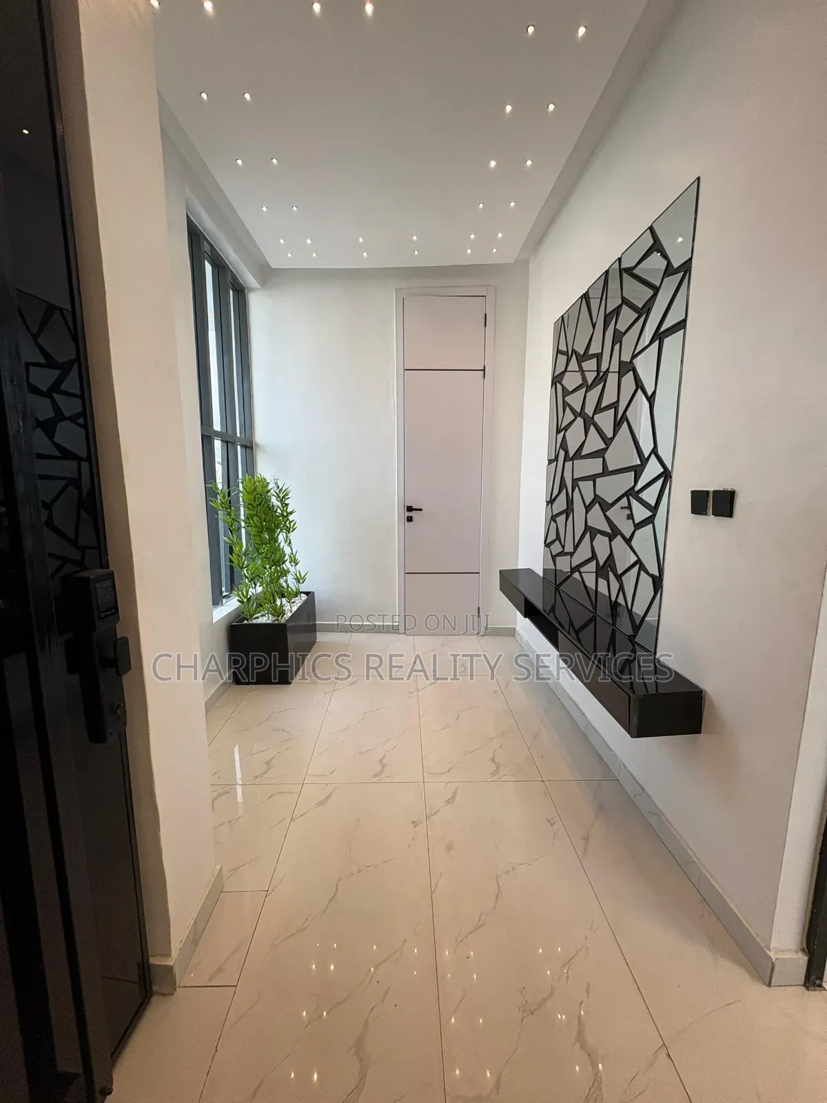 5bdrm Duplex in Lekki Phase 2 for sale in Lekki Phase 2