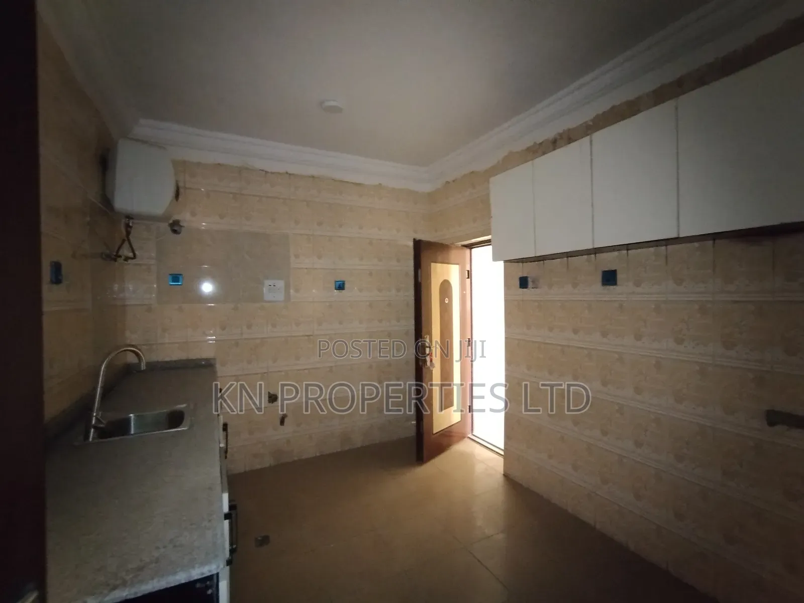 2bdrm Block of Flats in Garki, Area 11 for rent in Area 11