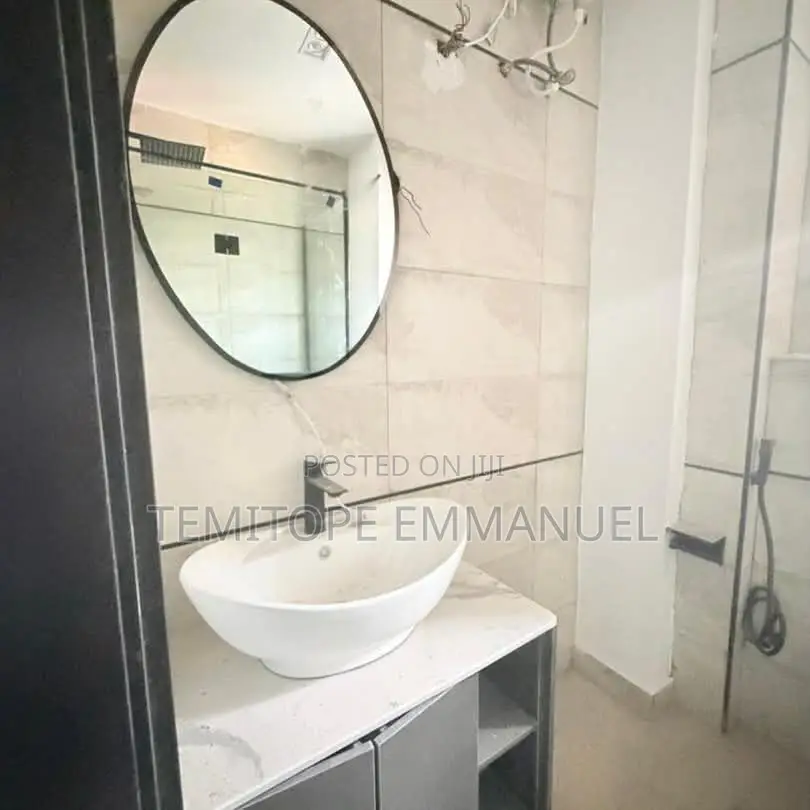 Furnished 2bdrm Apartment in Allen for sale in Allen Avenue