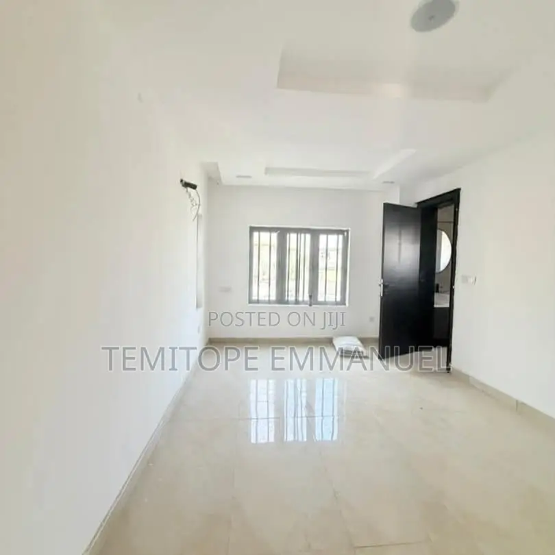 Furnished 2bdrm Apartment in Allen for sale in Allen Avenue