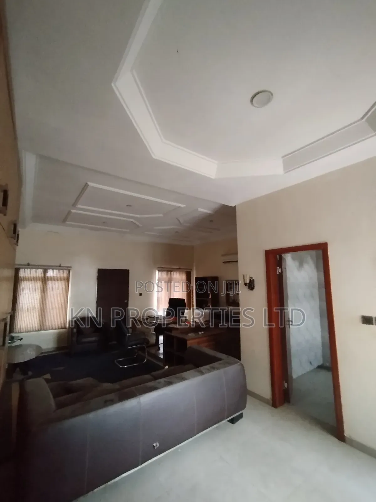 5bdrm Duplex in Durumi for rent in Durumi