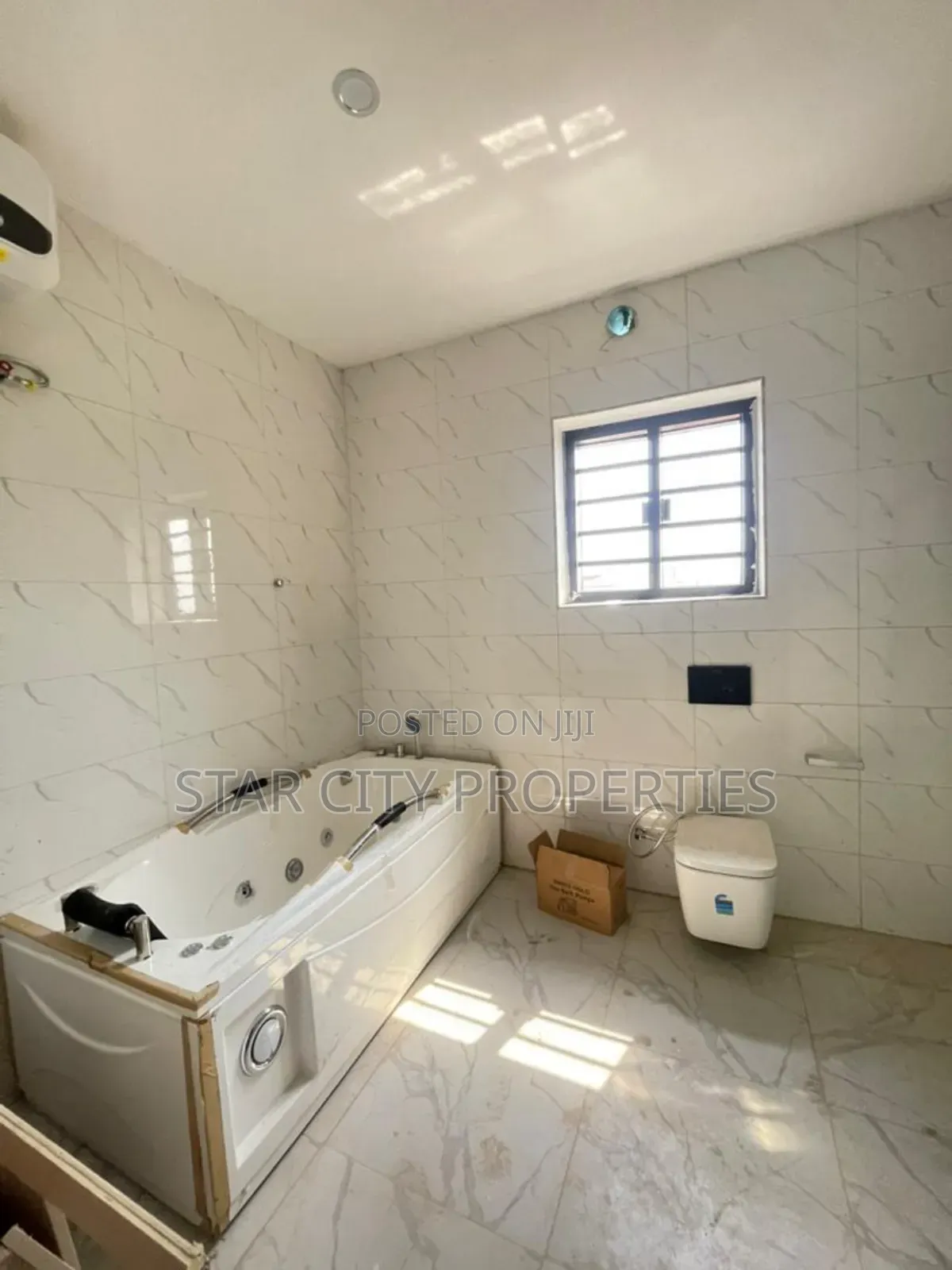 5bdrm Duplex in Omole Phase 1 for sale in Omole Phase 1