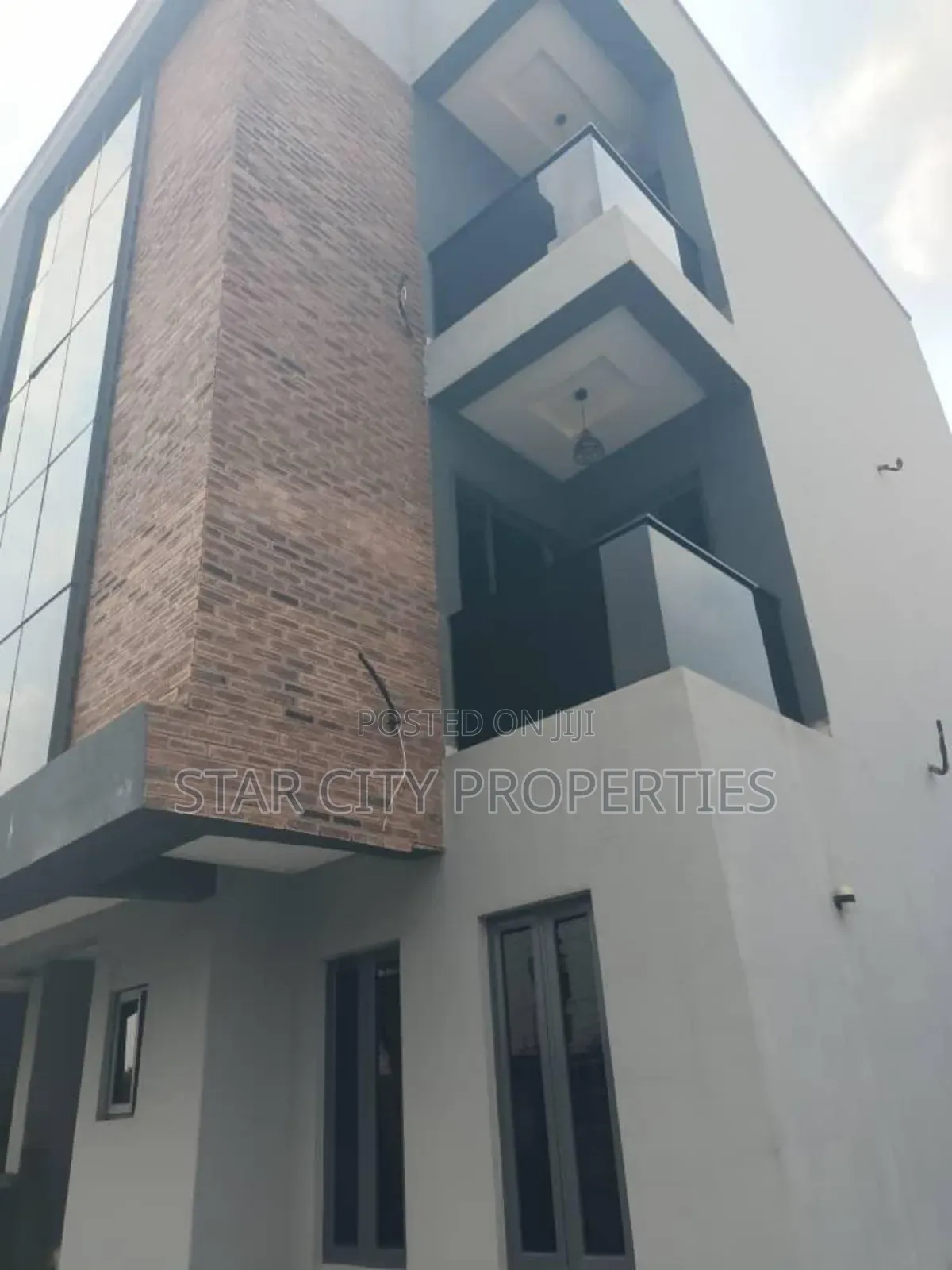 4bdrm Duplex in Opebi Ikeja Lagos for rent in Opebi