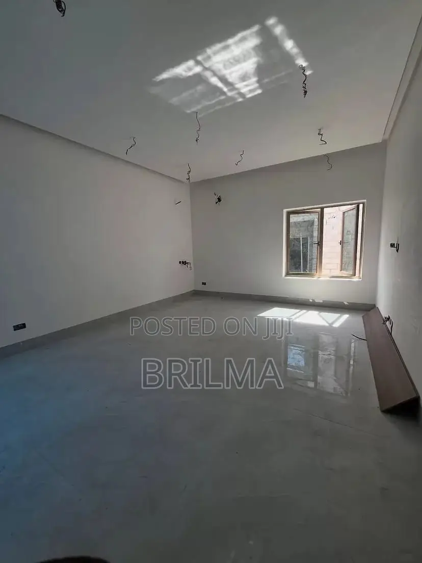 4bdrm Duplex in Mabushi for sale in Mabushi