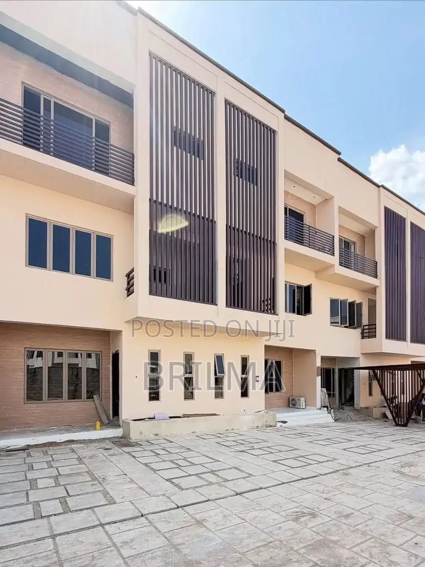 4bdrm Duplex in Mabushi for sale in Mabushi