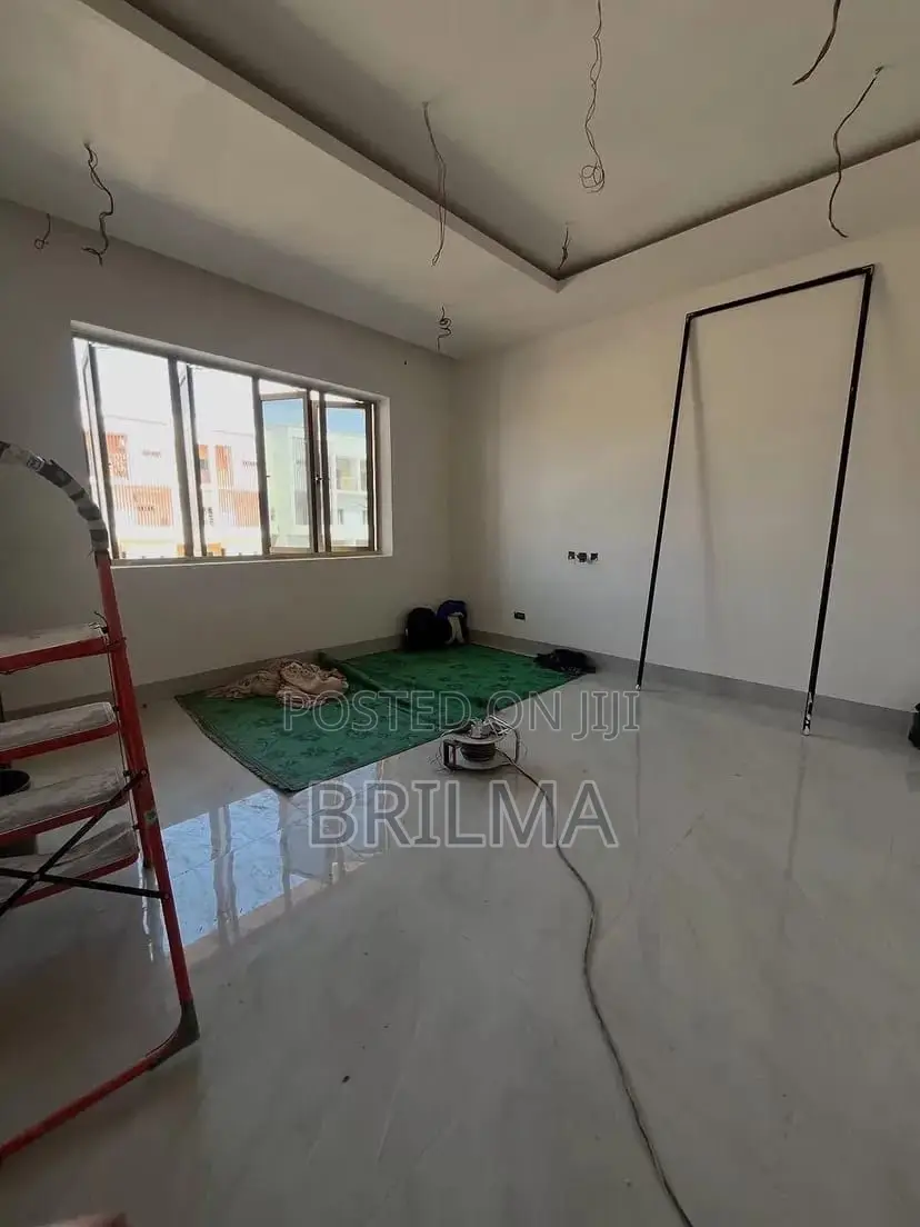 4bdrm Duplex in Mabushi for sale in Mabushi