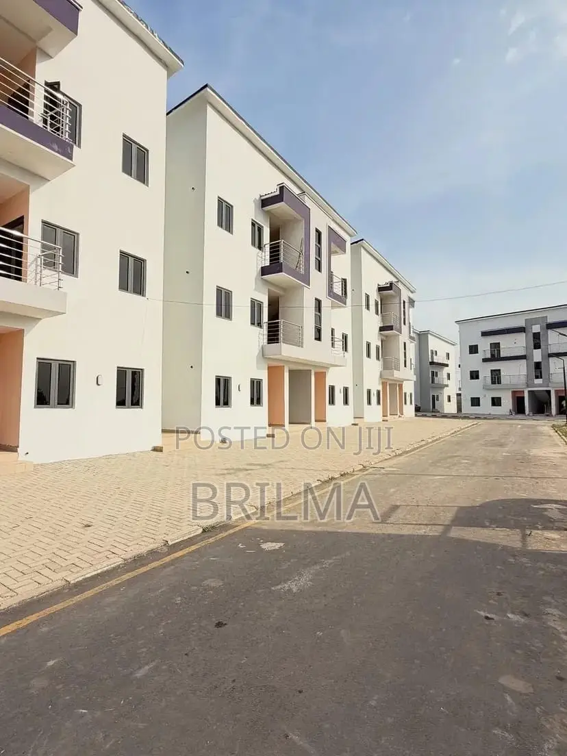 5bdrm Duplex in Gudu for sale in Gudu
