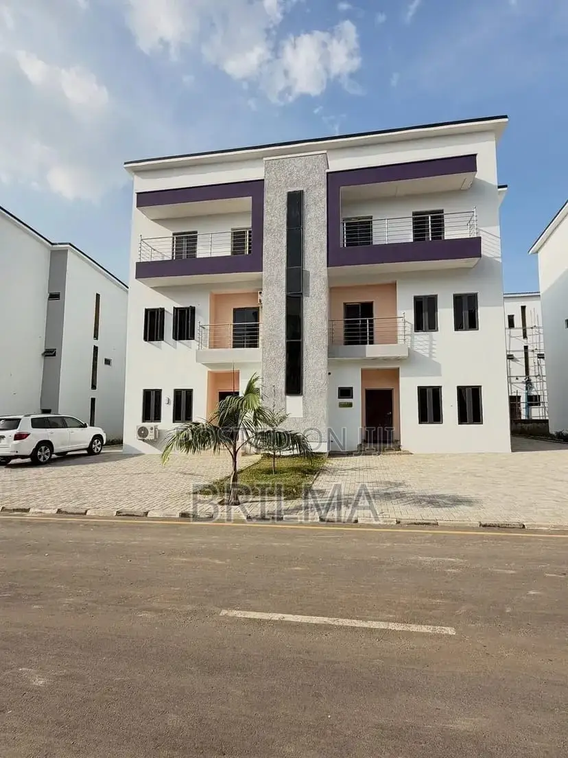 5bdrm Duplex in Gudu for sale in Gudu