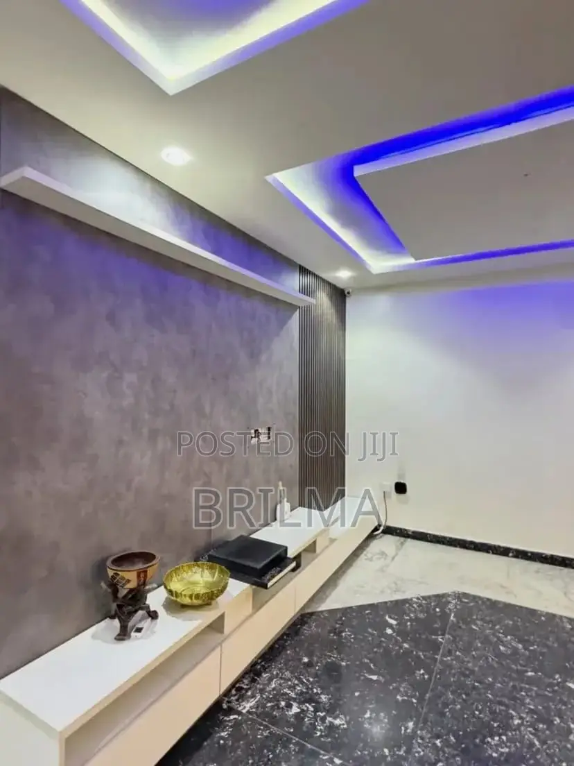 5bdrm Duplex in Mabushi for sale in Mabushi